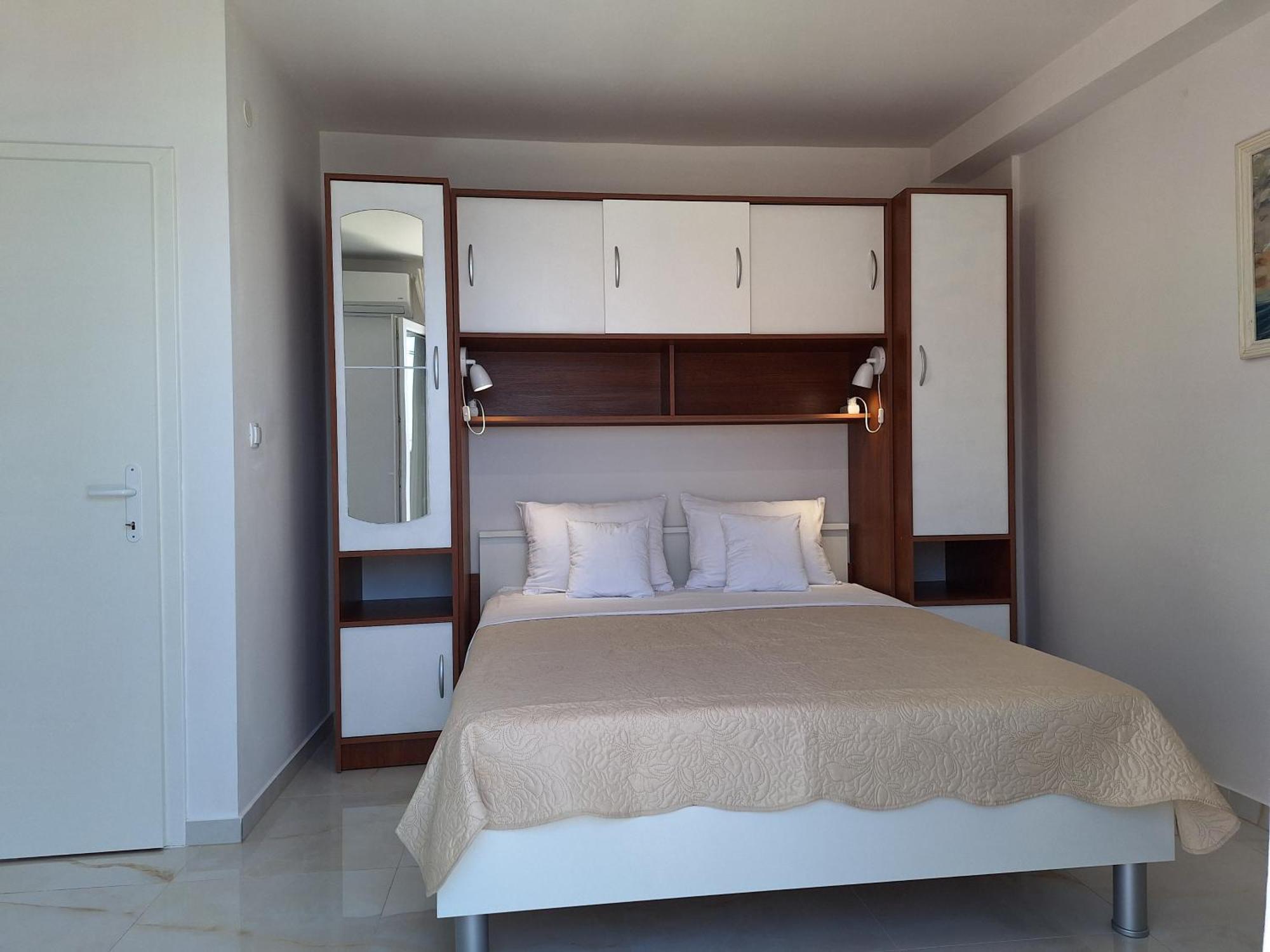 גראדאץ Apartman Graciela Perfect Location Gradac מראה חיצוני תמונה