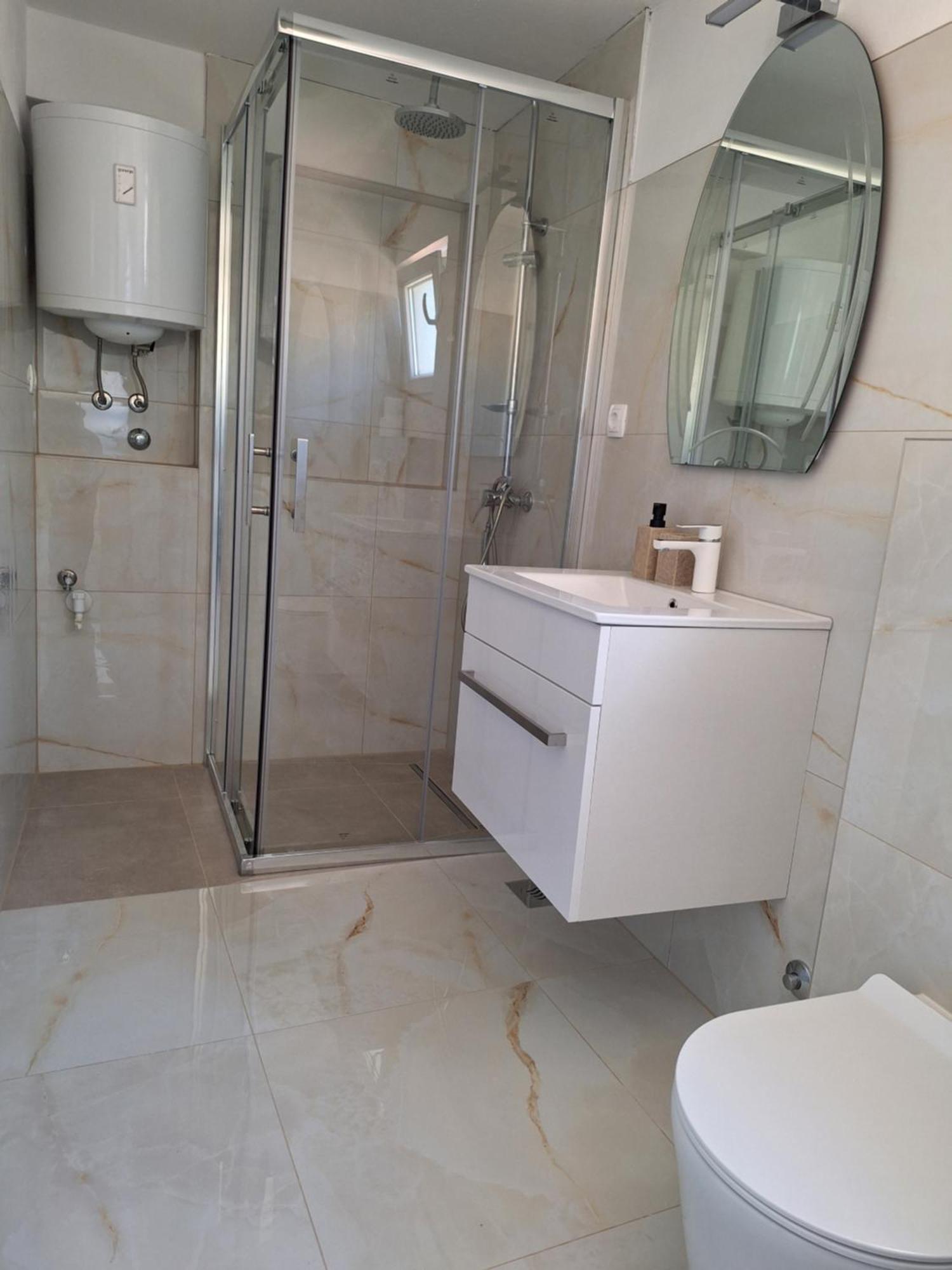 גראדאץ Apartman Graciela Perfect Location Gradac מראה חיצוני תמונה